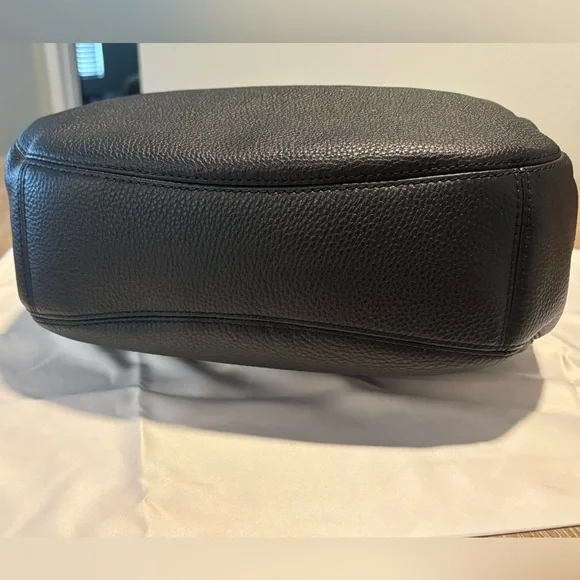 NWT! 🖤 MICHAEL Michael Kors • Fulton Large Leather Shoulder Bag - Black / Gold - Picture 9 of 16